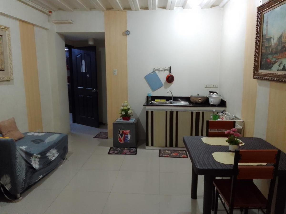 Emmanuel'S Service Apartment Near The Airport Manila Eksteriør bilde