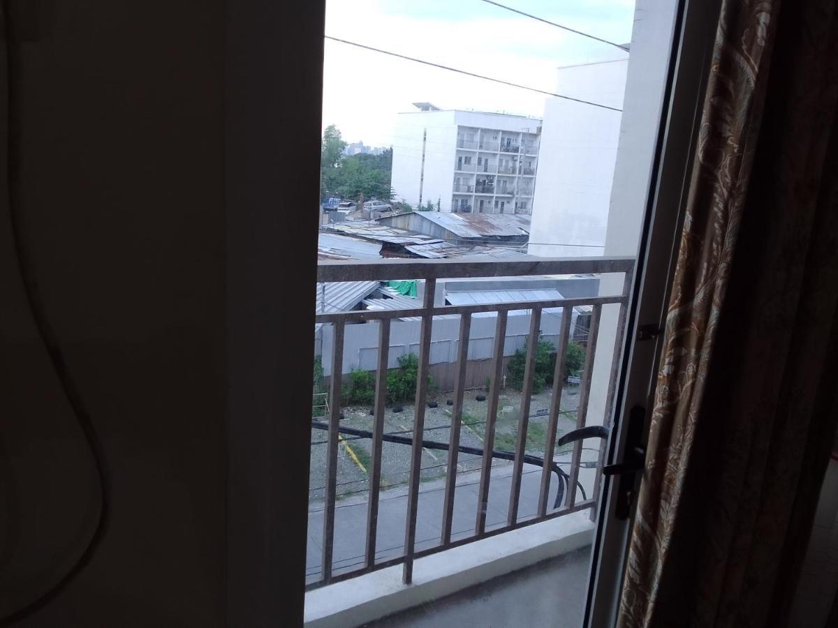 Emmanuel'S Service Apartment Near The Airport Manila Eksteriør bilde