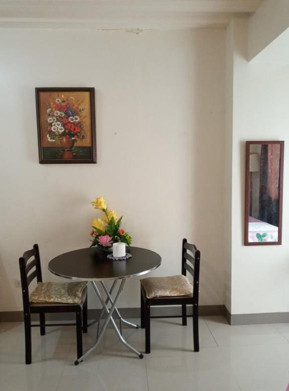 Emmanuel'S Service Apartment Near The Airport Manila Eksteriør bilde