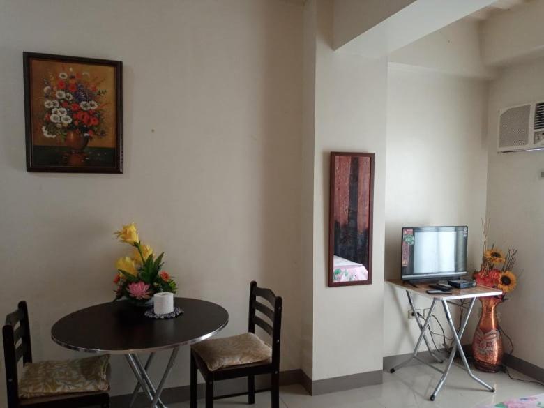 Emmanuel'S Service Apartment Near The Airport Manila Eksteriør bilde