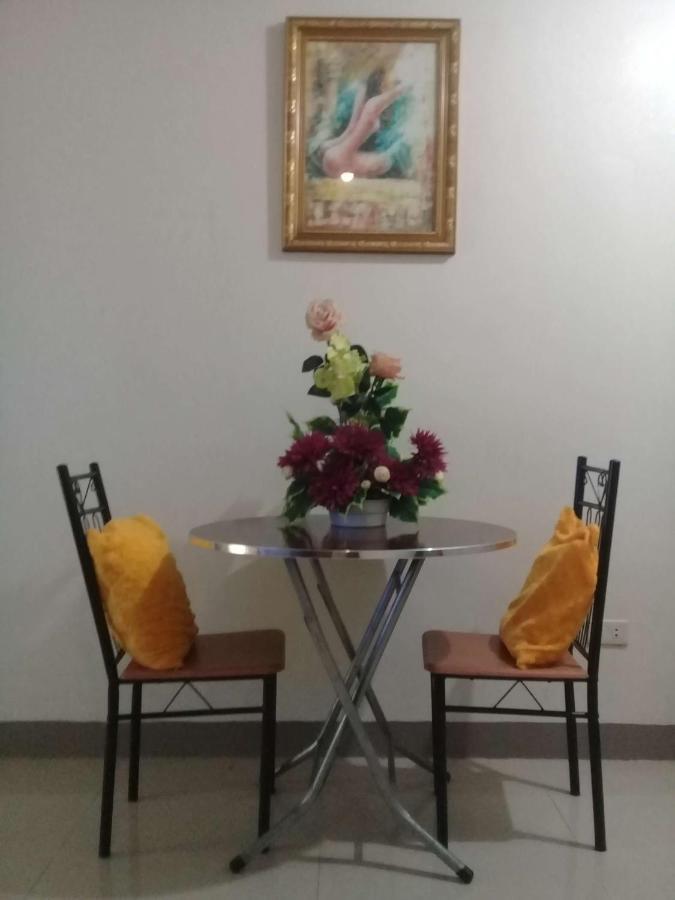 Emmanuel'S Service Apartment Near The Airport Manila Eksteriør bilde